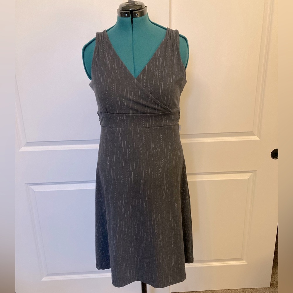 Eddie Bauer Travex Faux Wrap Dress Grey, size Large